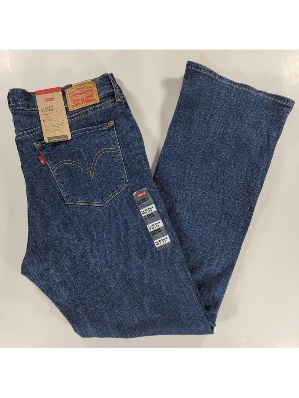 NWT Levis Womens Classic Bootcut Jeans 14 Medium Wash Mid-Rise Stretch NEW 32x32